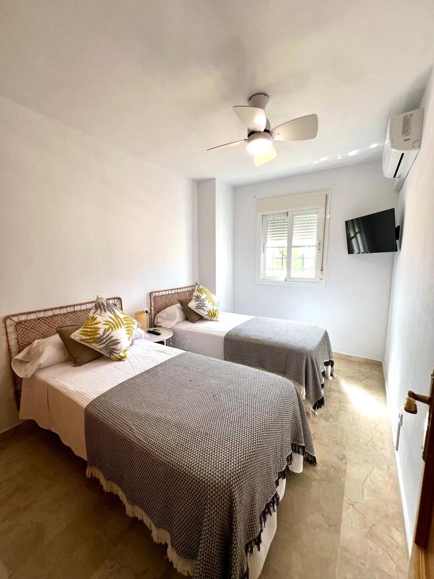 Casa Baviera Golf & Beach Caleta De Velez Ngoại thất bức ảnh