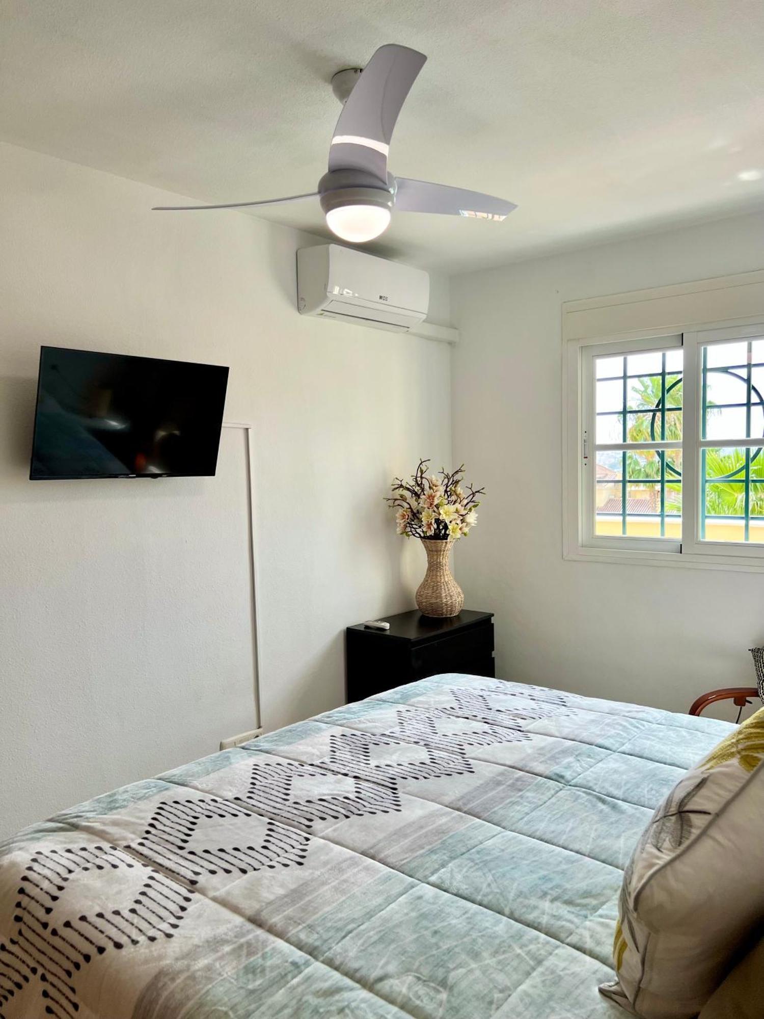 Casa Baviera Golf & Beach Caleta De Velez Ngoại thất bức ảnh