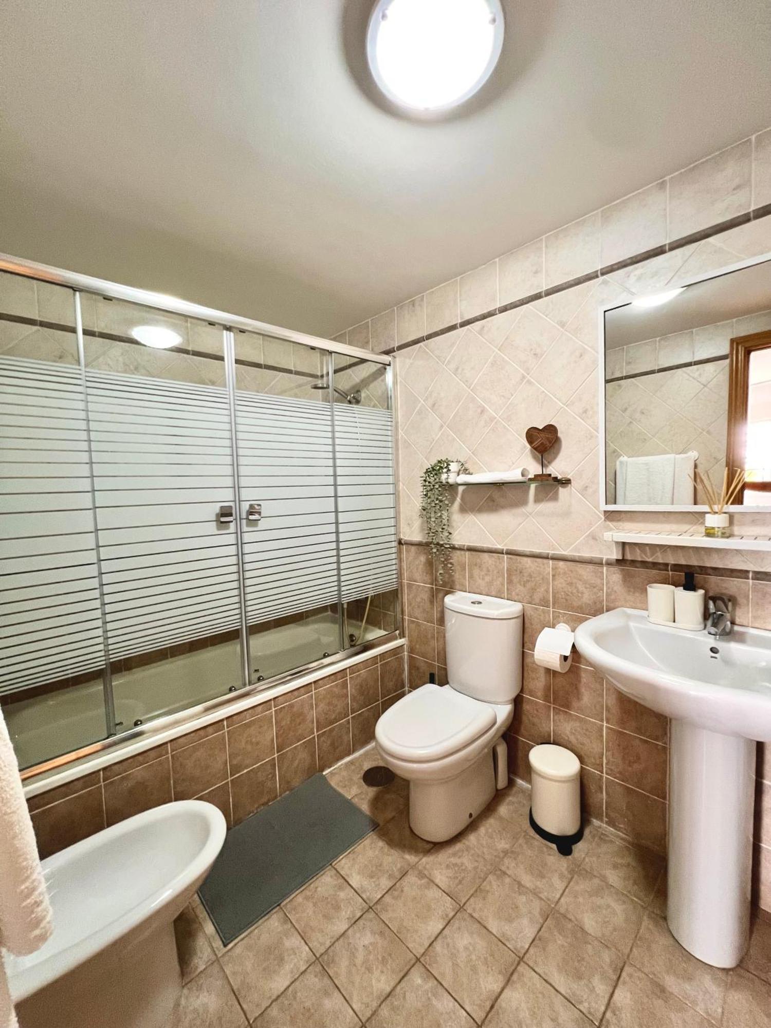 Casa Baviera Golf & Beach Caleta De Velez Ngoại thất bức ảnh