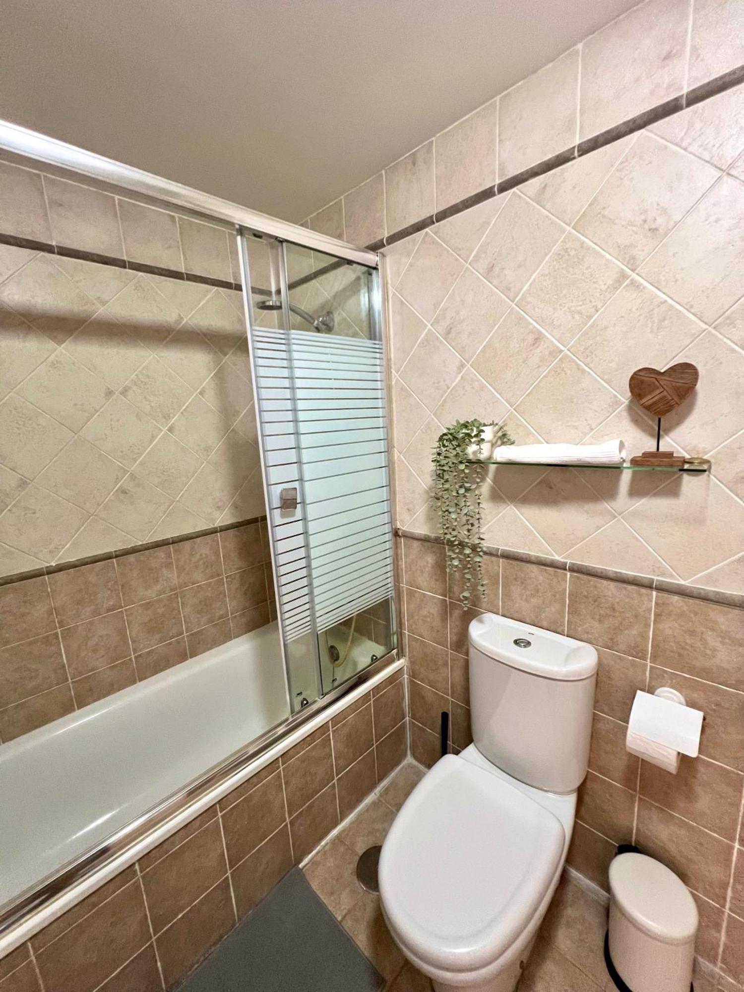 Casa Baviera Golf & Beach Caleta De Velez Ngoại thất bức ảnh